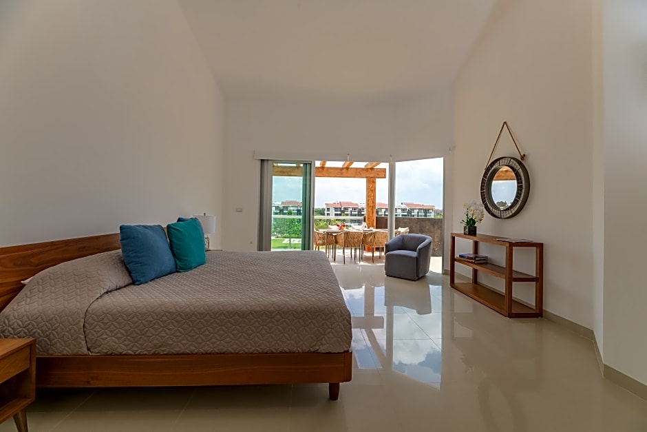 Mareazul Family Beach Condohotel