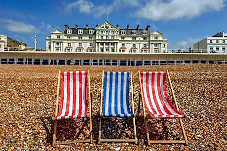 Royal Victoria Hotel