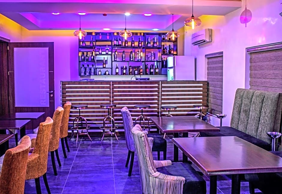 Joshesther Olive Hotel