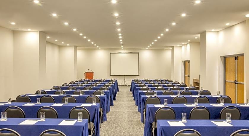 Fiesta Inn Guadalajara Periferico Poniente
