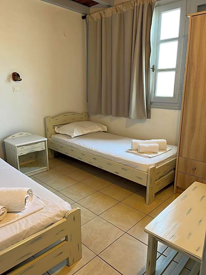 VILLAGE LIANA MAROULI KASTRAKI