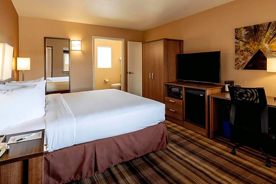 Boulder University Inn