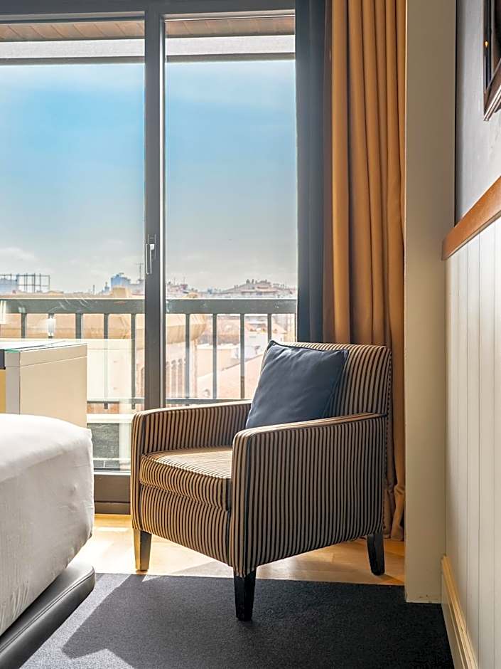 U232 Hotel