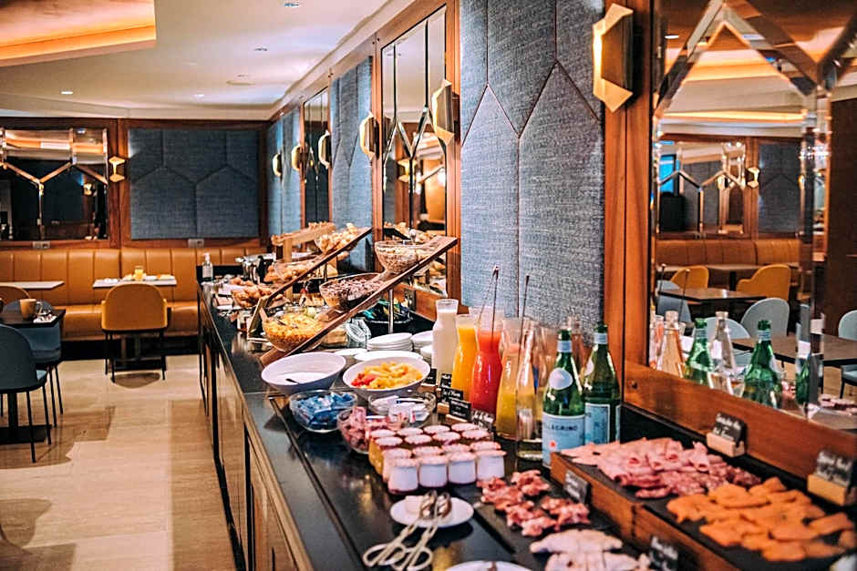 Hôtel Eiffel Blomet