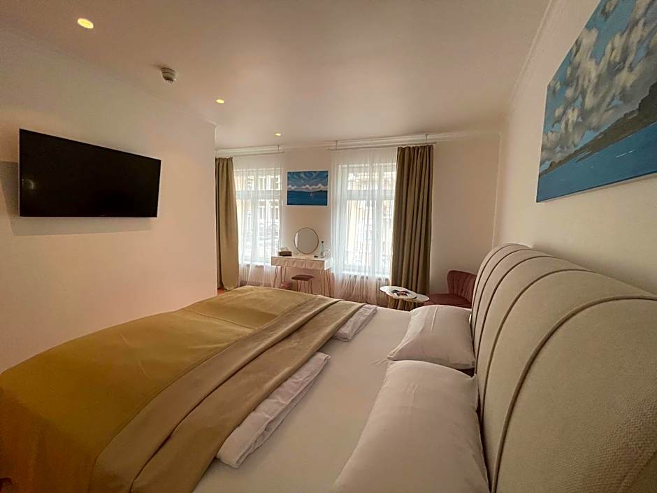 ART HOTEL HOUSE ONE