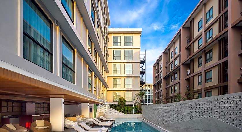 Travelodge Phuket Town