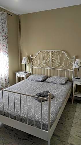 Habitación a 15 minutos de Barcelona