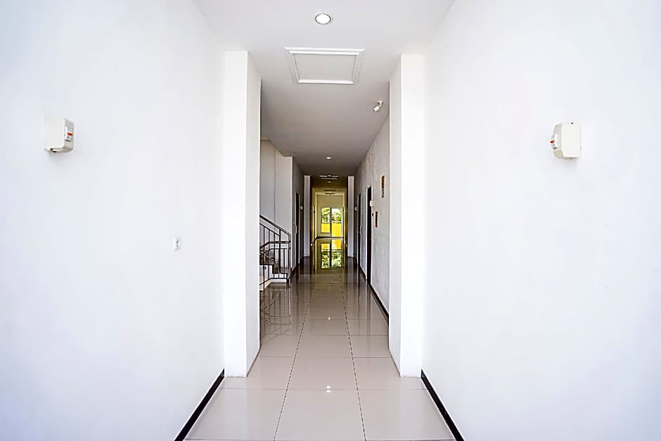 OYO 2695 D'es Guest House