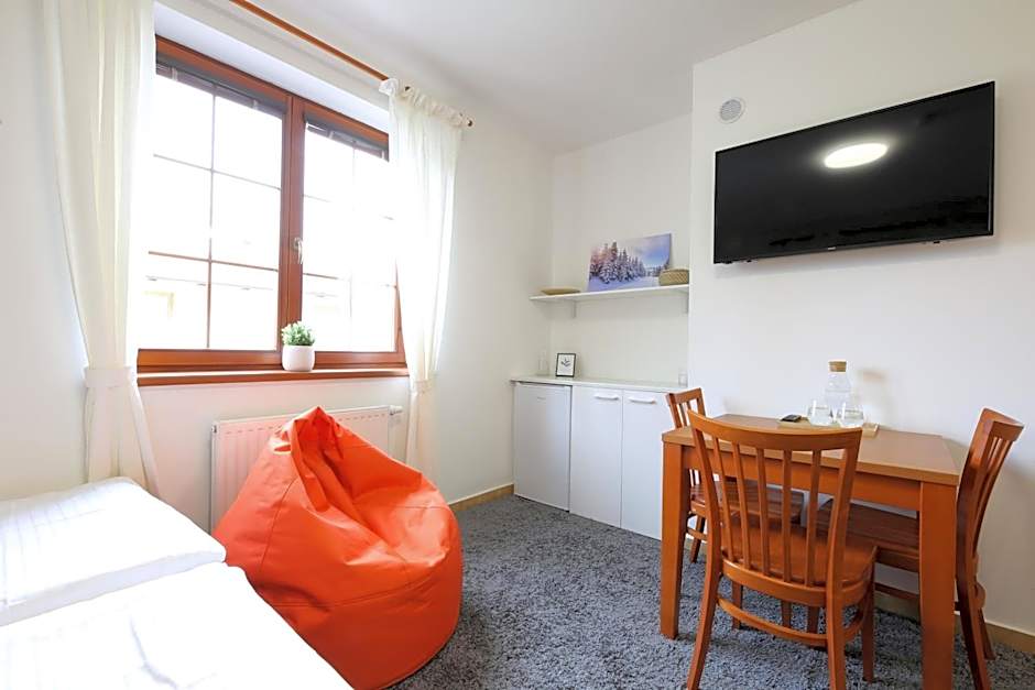 Photo 1 of 9 of Junior Suite, Garden View