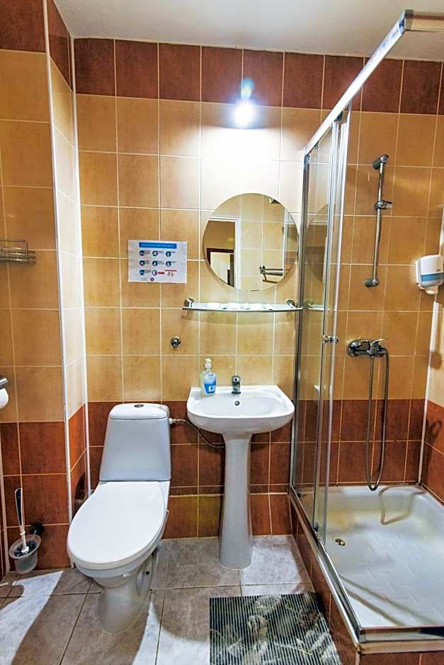 OW Inter Piast Kalbornia - z własną plażą z kąpieliskiem i przystanią