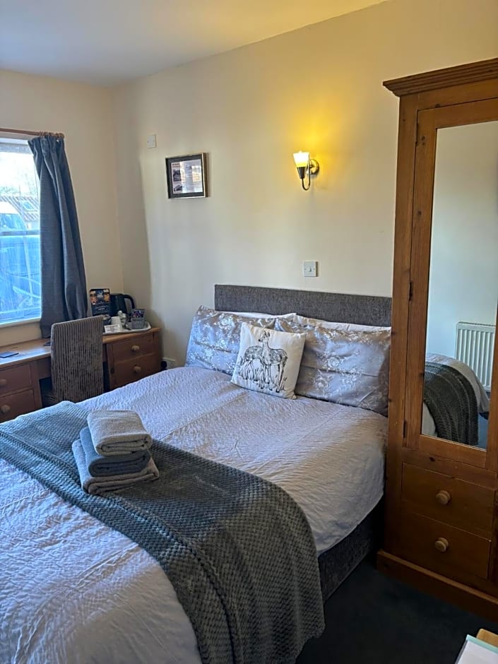 The Half Moon Inn Rushall IP21 4QD