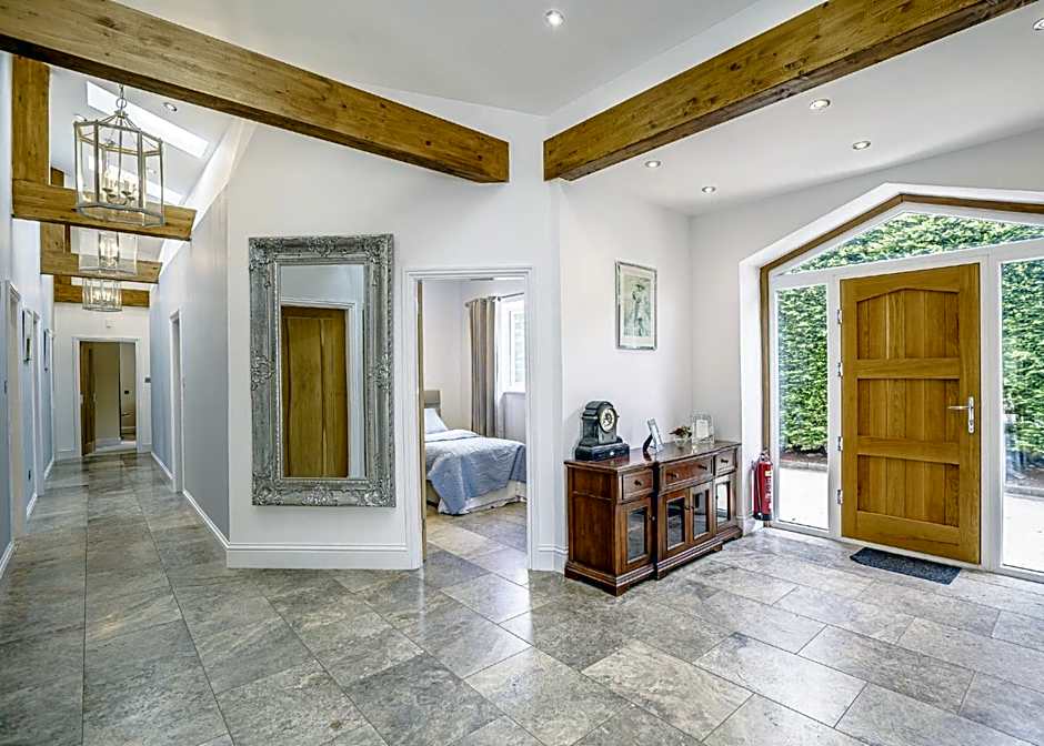 Ladera Retreat Lodges