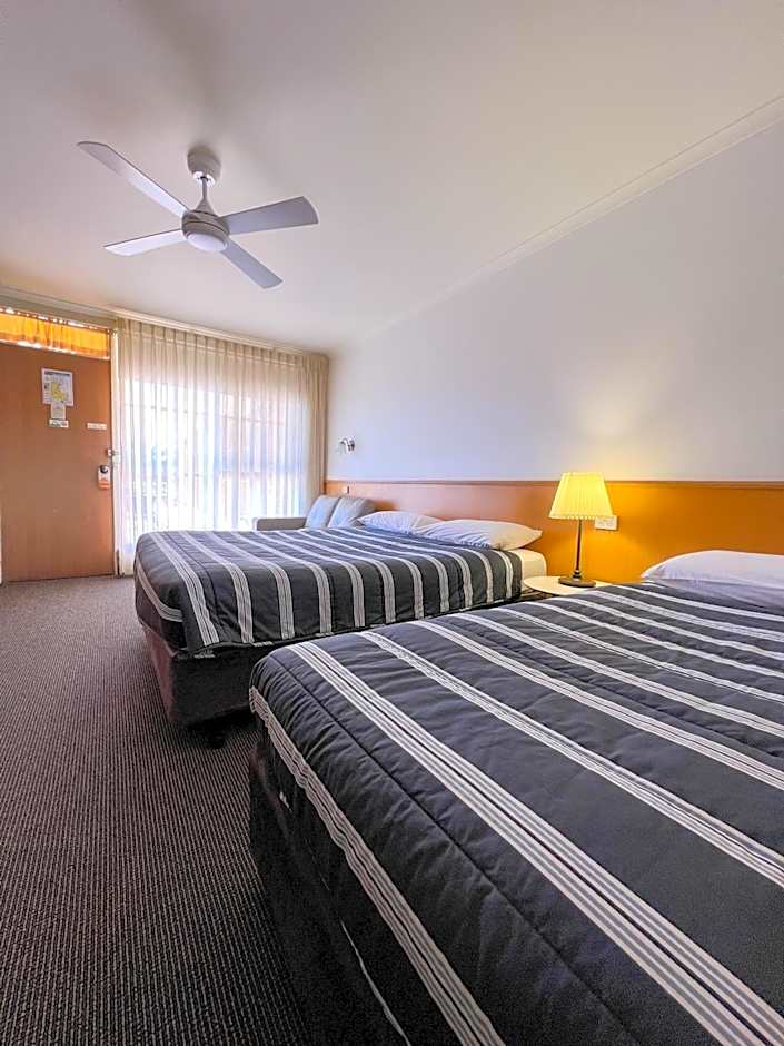 Summerhill Motor Inn - Adults Only