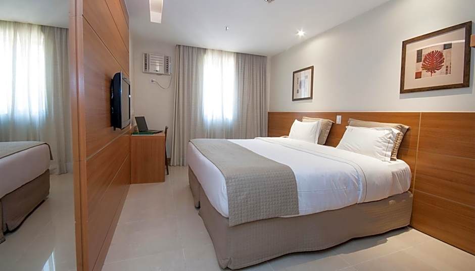 Américas Granada Hotel