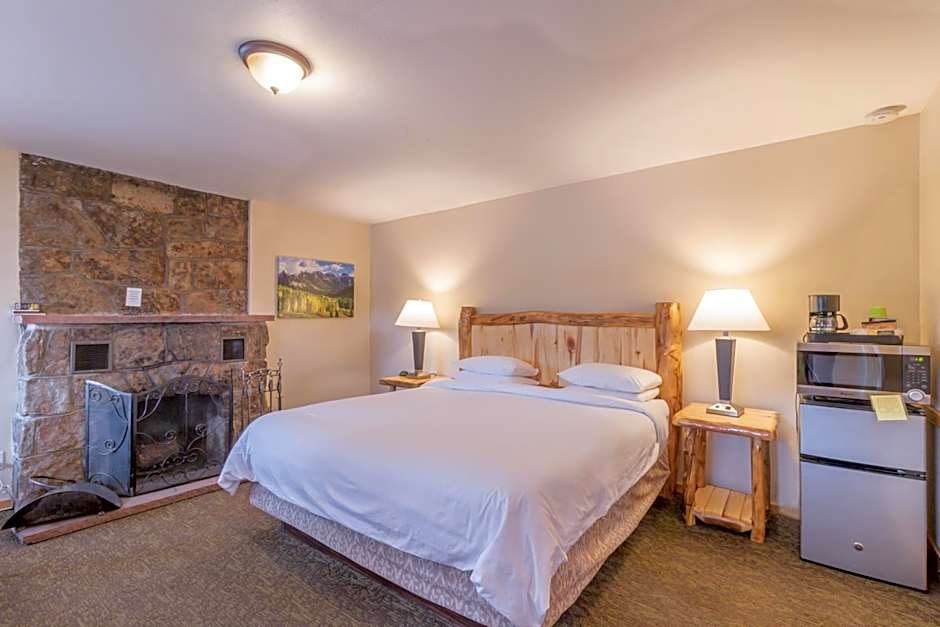 Discovery Lodge