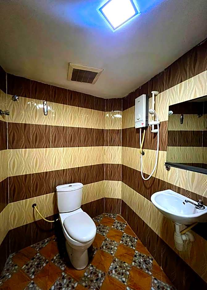 New Wave Hotel Nilai 1