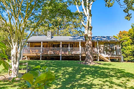 Three Bedroom Family Cottage - 1