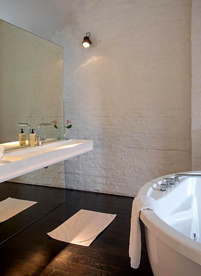 B&B Suites FEEK