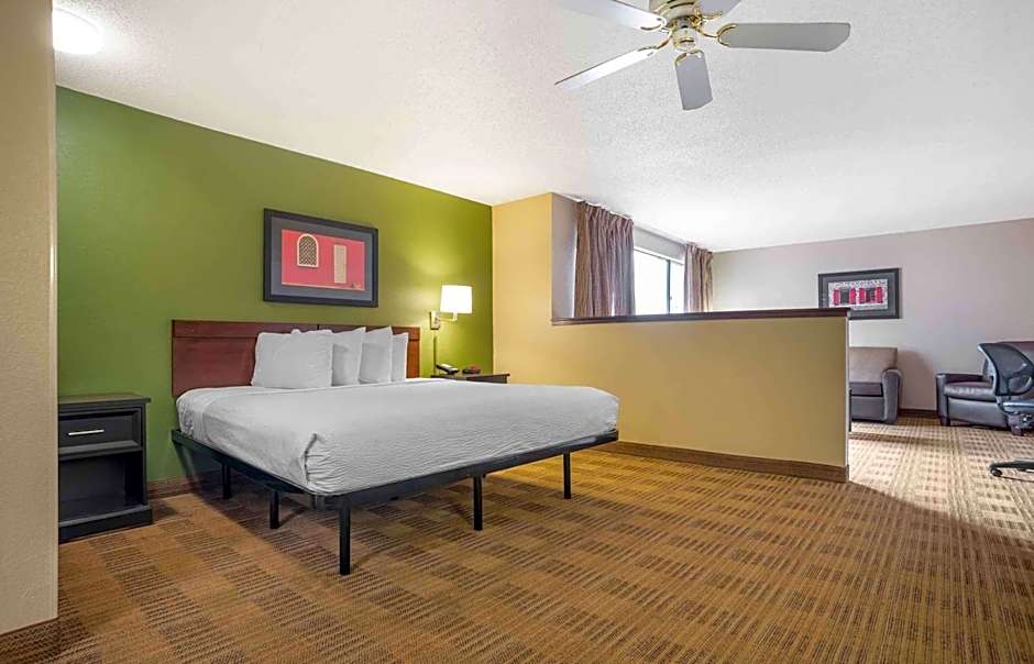 Extended Stay America Select Suites - New Orleans - Airport
