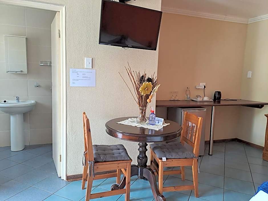 Amigos Bed & Breakfast - No loadshedding