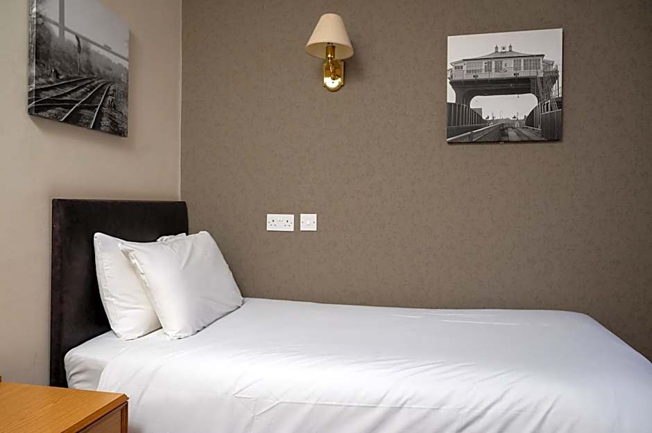 Old Grey Mare Inn by Greene King Inns