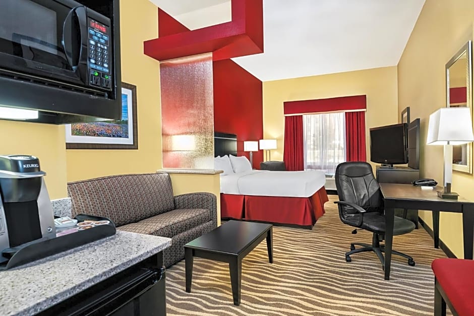 Holiday Inn Express & Suites Cotulla By IHG