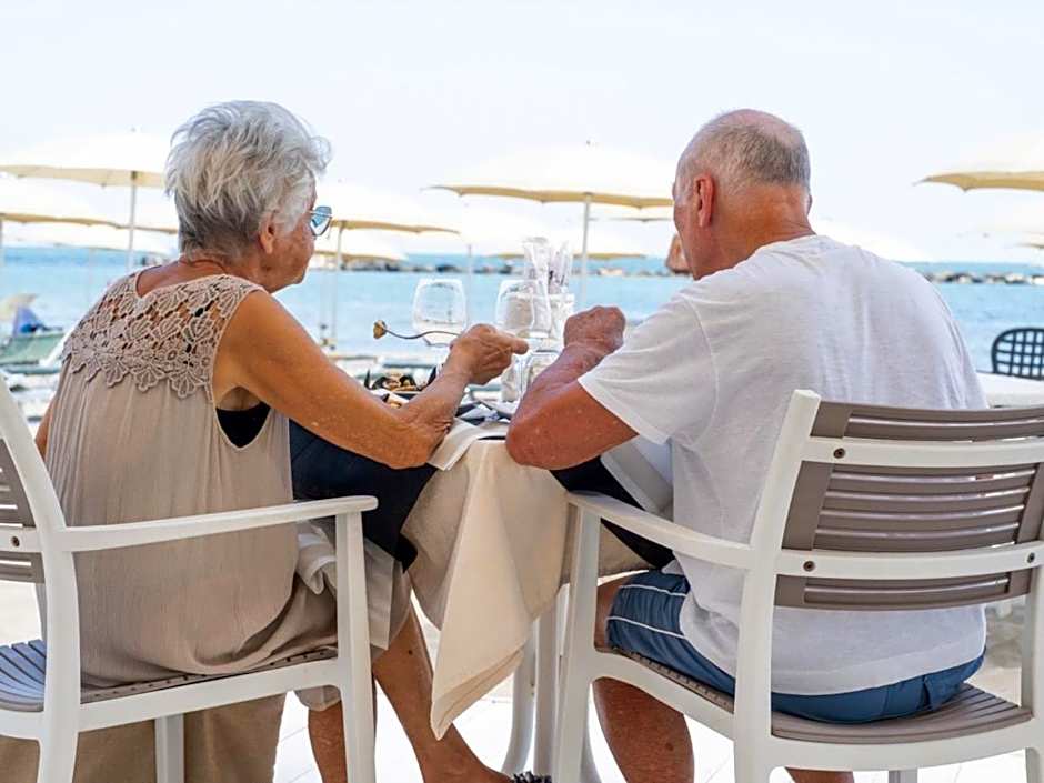 Hotel Marina Beach - Azzurro Club