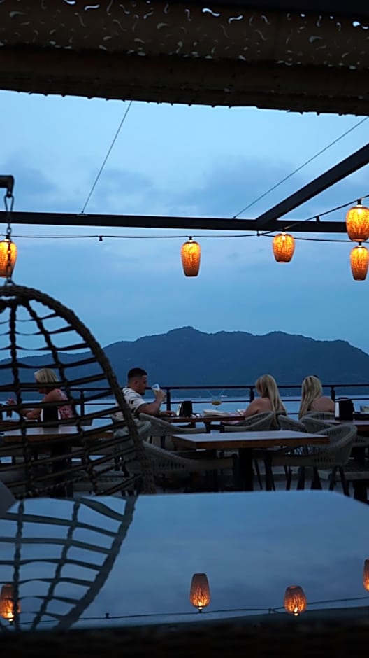 Cle Beach Boutique Hotel