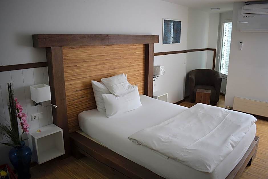 Apartments mit Klimaanlage am Neckarufer, Schöne Aussicht