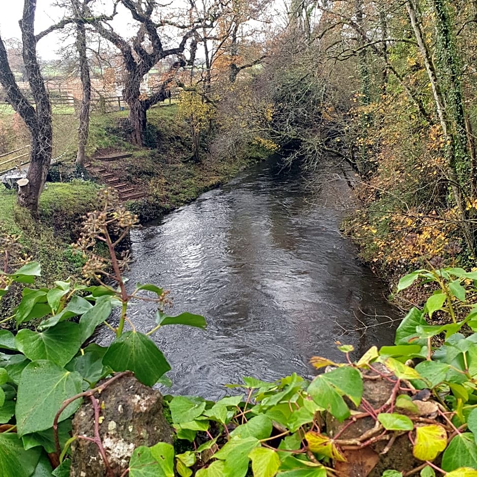 The Old Mill Shepherds Hut