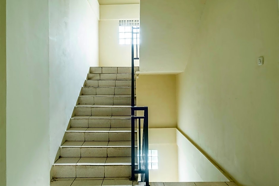 OYO 2132 Pondok Avicenna