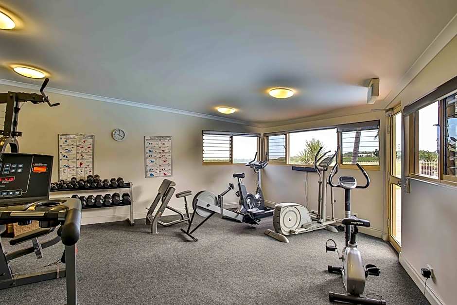 Moonlight Bay Suites