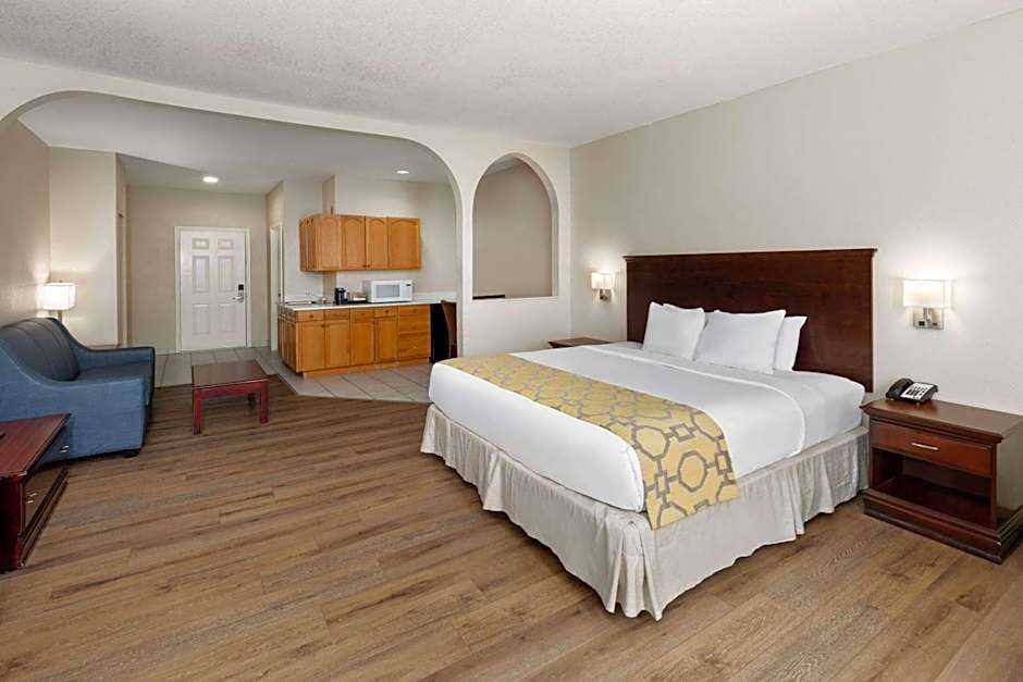 Baymont by Wyndham Houston TX