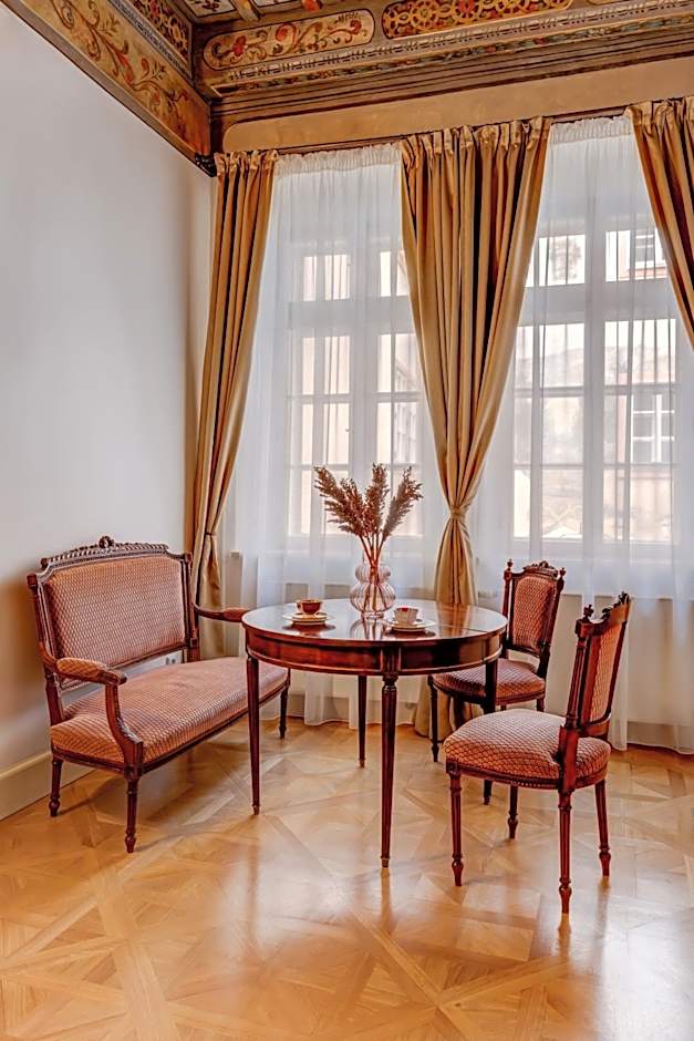 Hotel Nerudova 211