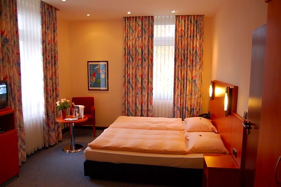 Astoria Hotel