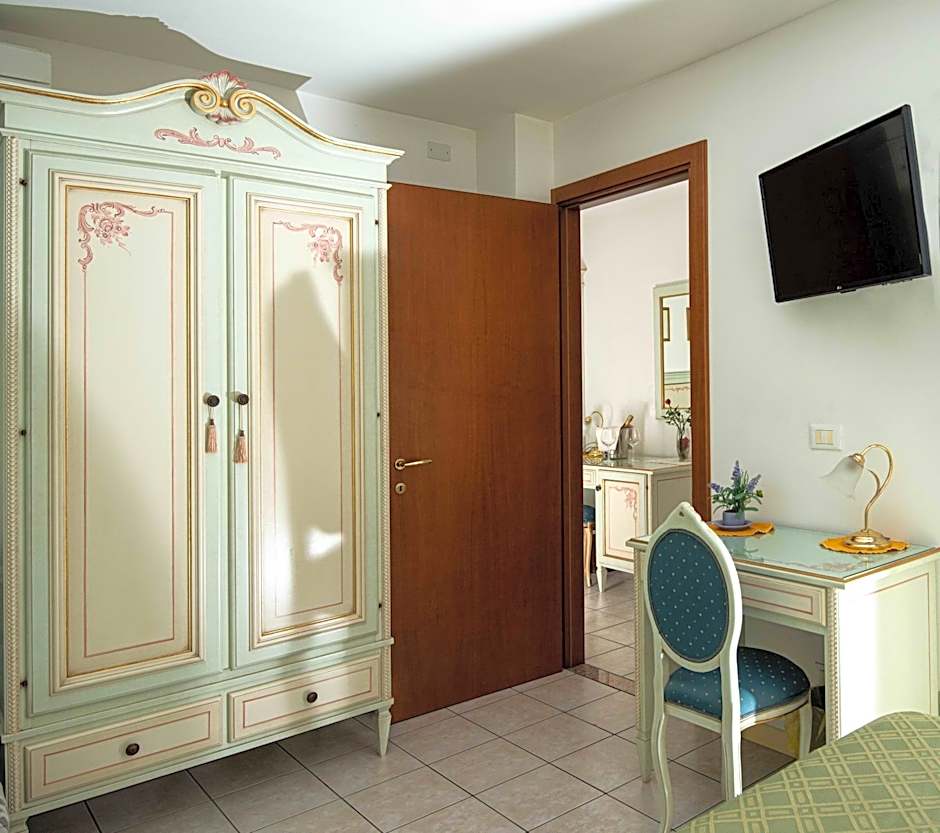 Hotel Oasi