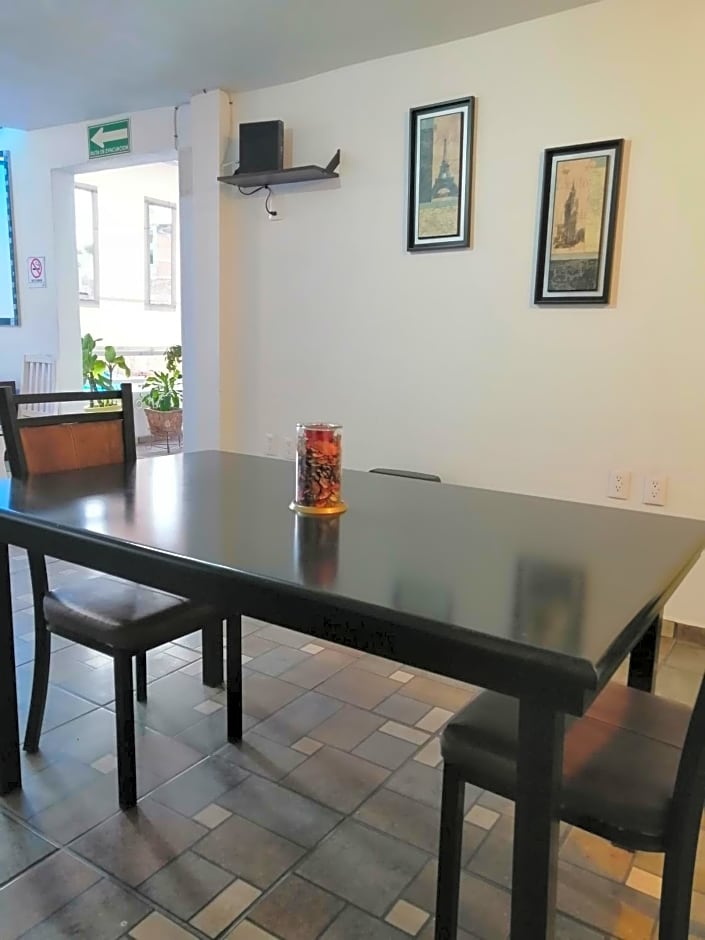 Hostal Maple