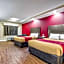 Econo Lodge Inn & Suites