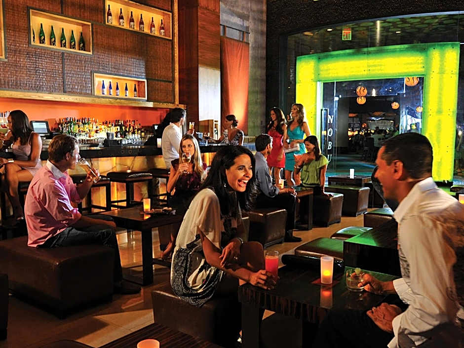 Harborside Resort & Vacation Rentals at Atlantis