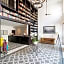 The Alcove Library Hotel