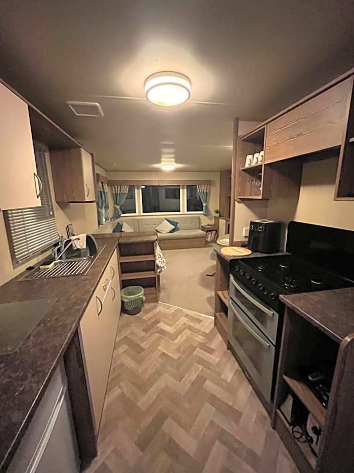 Golden Sands Mablethorpe 8 Birth Caravan