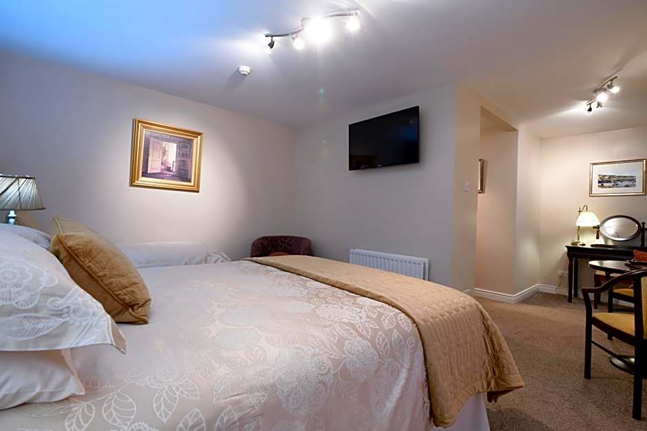 Cul-Erg House & Kitchen