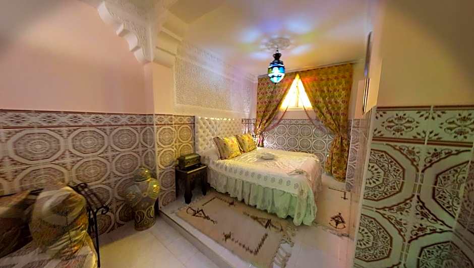 Riad Atika Mek