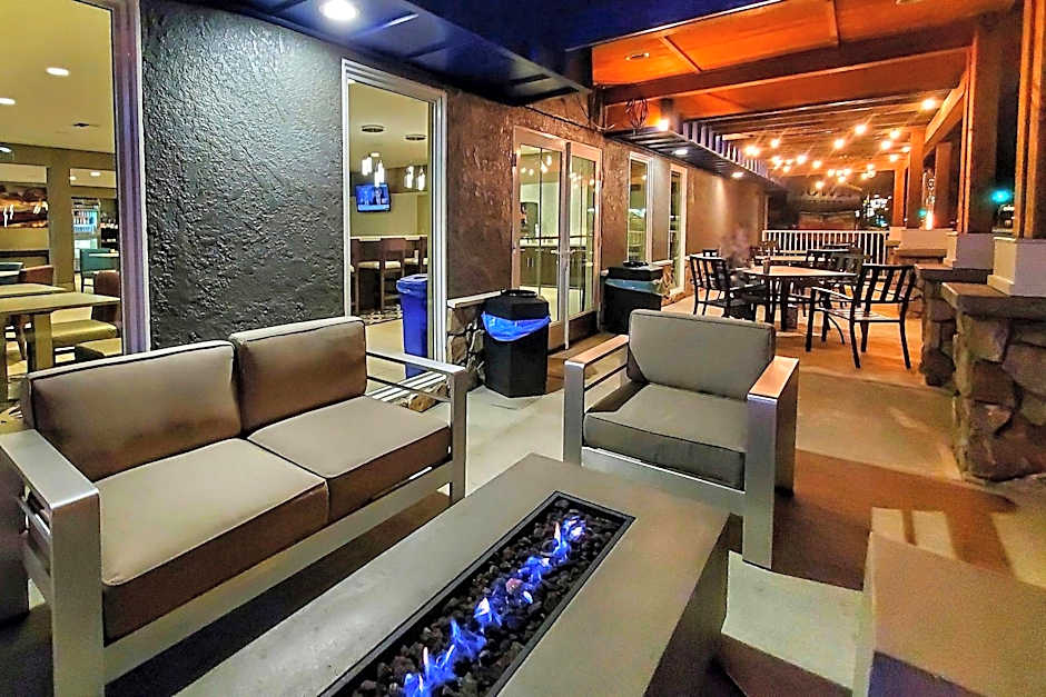 Cielo Hotel Bishop-Mammoth, an Ascend Collection Hotel