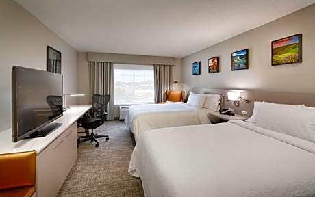 Room with Two Queen Beds - Non-Smoking
