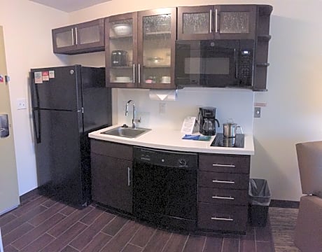 Studio King Size Bed