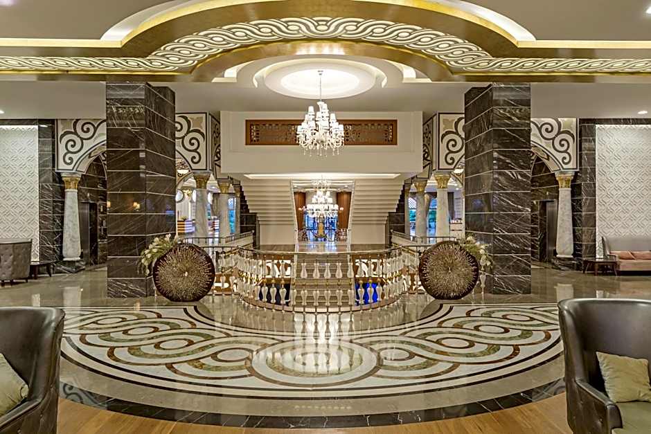 Royal Holiday Palace