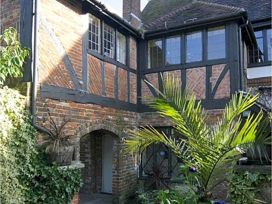 Village House Coaching Inn