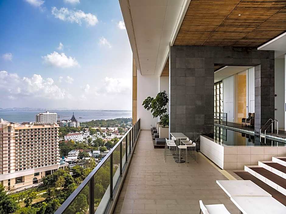 NorthPoint Pattaya Luxury Apartments GrandisVillas