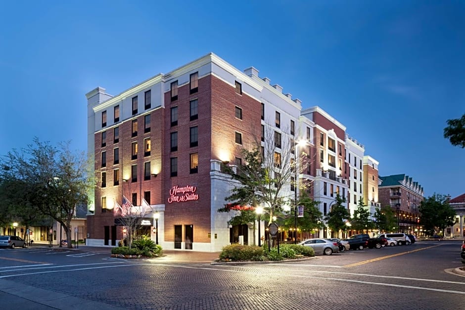 Hampton Inn By Hilton & Suites Gainesville-Downtown